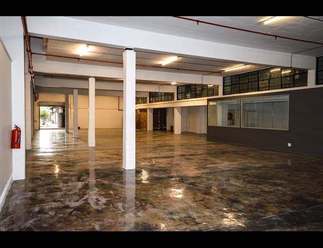 490M² WAREHOUSE TO LET IN SALT RIVER