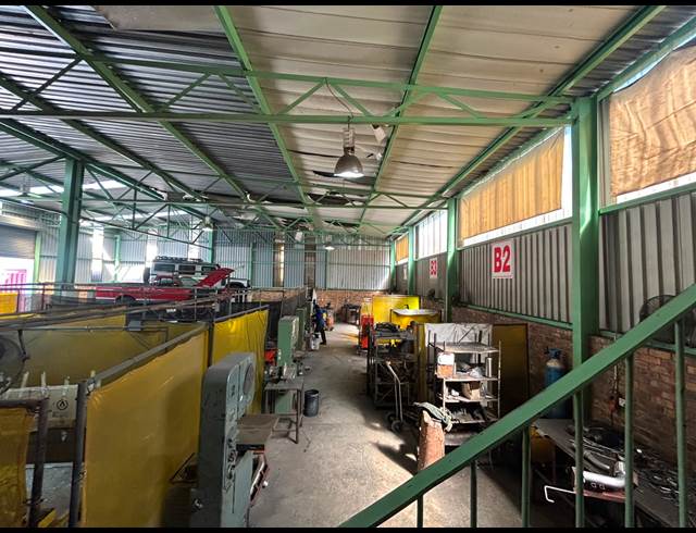 500M² WAREHOUSE TO LET IN SEBENZA