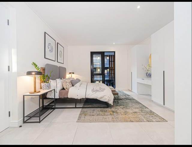 2 BEDROOM APARTMENT RENTED IN HYDE PARK
