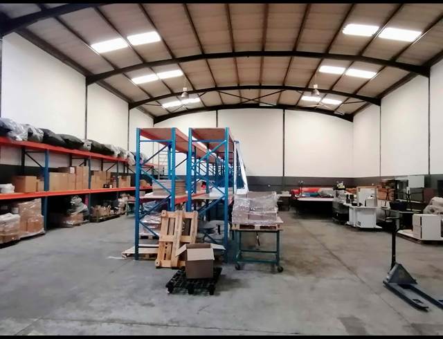 532M² WAREHOUSE TO LET IN BELLVILLE SOUTH
