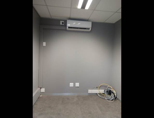 306M² OFFICE TO LET IN LA LUCIA RIDGE