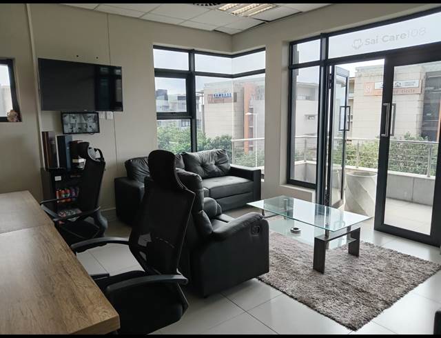 138M² OFFICE TO LET IN UMHLANGA RIDGE