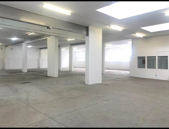 730M² WAREHOUSE TO LET IN NDABENI
