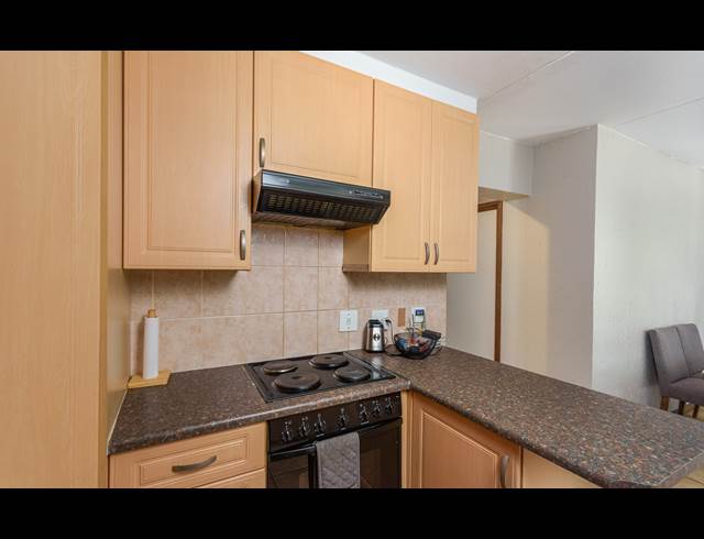 3 BEDROOM SECTIONAL TITLE RENTED IN PINESLOPES