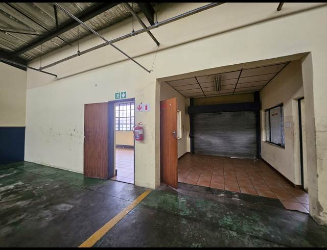 275M² WAREHOUSE TO LET IN PRETORIA WEST