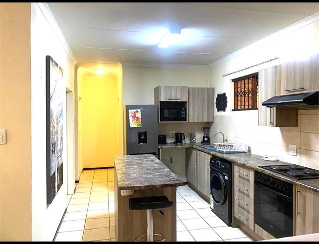 2 BEDROOM APARTMENT RENTED IN RANDPARK RIDGE