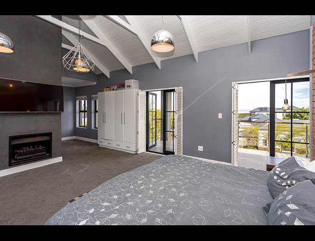 5 BEDROOM HOUSE TO LET IN ATLANTIC BEACH GOLF ESTATE