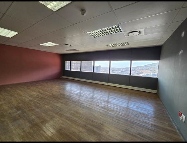 956M² OFFICE TO LET IN CAPE TOWN CITY CENTRE