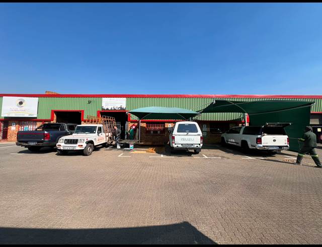 240M² WAREHOUSE TO LET IN HENNOPSPARK