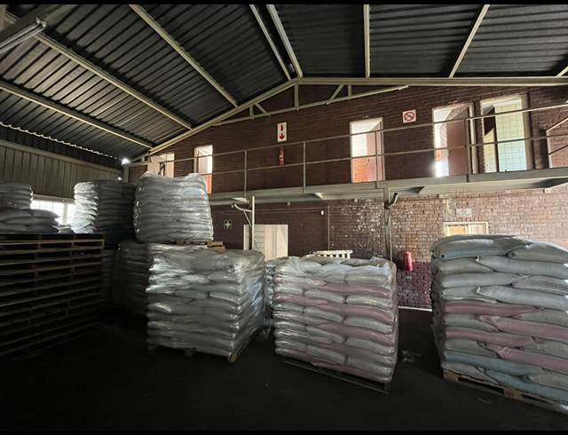 599M² WAREHOUSE TO LET IN NEW ERA