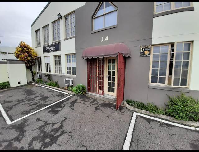 137M² WAREHOUSE TO LET IN SPRINGFIELD