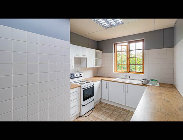 1,702M² OFFICE TO LET IN KENSINGTON B