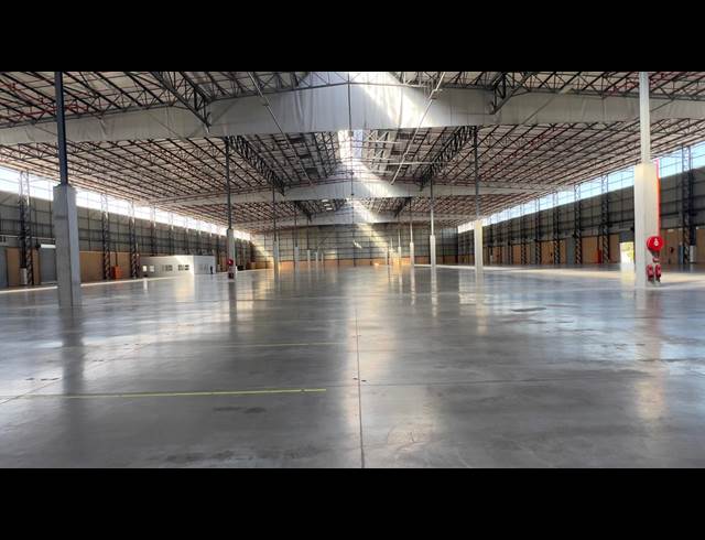 13,926M² WAREHOUSE TO LET IN GOSFORTH PARK