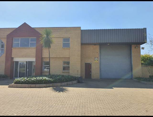 450M² MINI FACTORY TO LET IN CITY DEEP