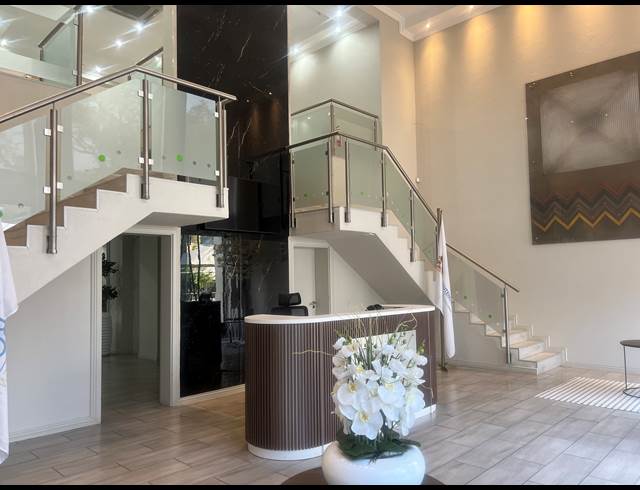 550M² OFFICE TO LET IN ROSEBANK