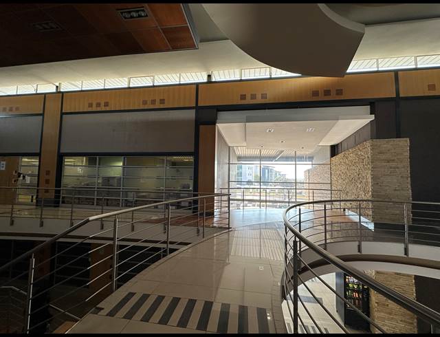509.30M² OFFICE TO LET IN HIGHVELD