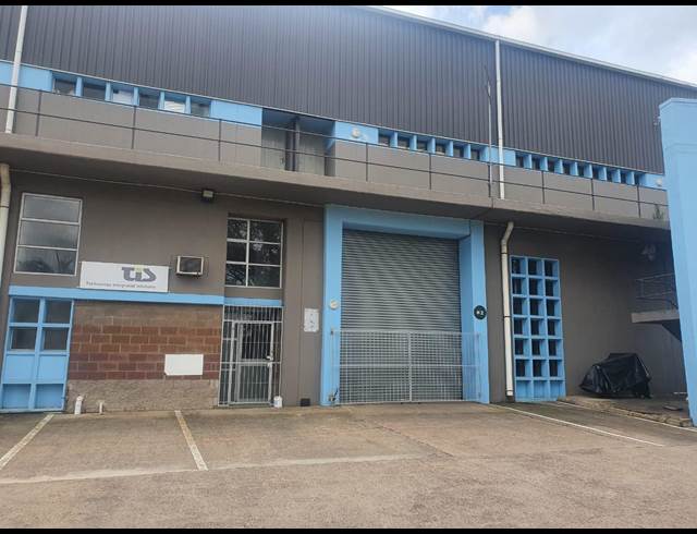 493M² WAREHOUSE TO LET IN WESTMEAD
