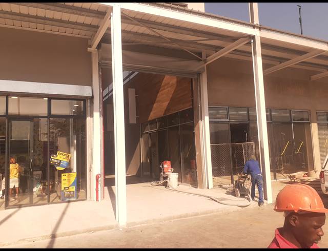 333M² RETAIL TO LET IN PINETOWN CENTRAL