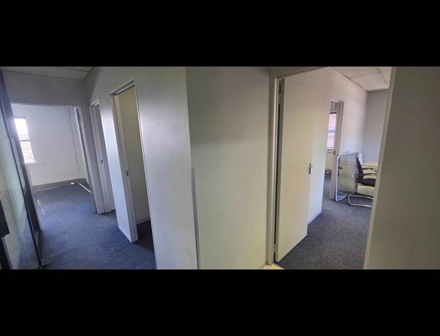 129M² OFFICE TO LET IN NELSPRUIT EXT 1