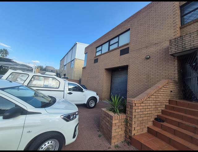 464M² WAREHOUSE TO LET IN EASTGATE