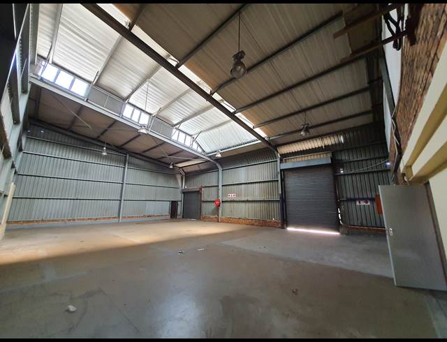 409M² WAREHOUSE RENTED IN BENROSE