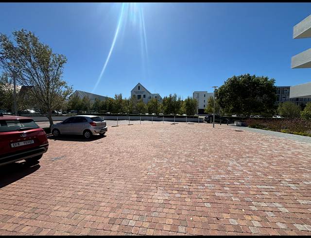 217M² MEDICAL SUITE TO LET IN PAARDEVLEI