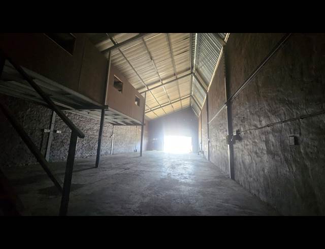 350M² WAREHOUSE TO LET IN PRETORIA WEST