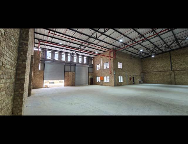 2,317M² WAREHOUSE TO LET IN MULDERSDRIFT