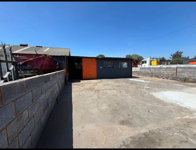 199M² WORKSHOP TO LET IN VULCANIA