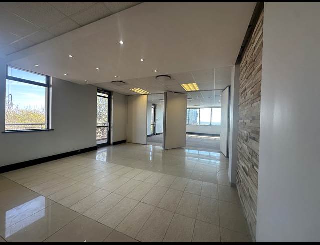 898M² OFFICE TO LET IN SANDTON CENTRAL