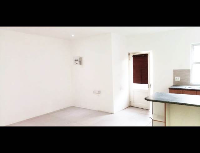 1 bed property to rent in WOODSTOCK