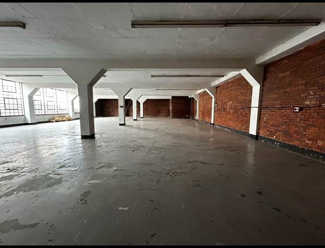 642M² WAREHOUSE TO LET IN WYNBERG
