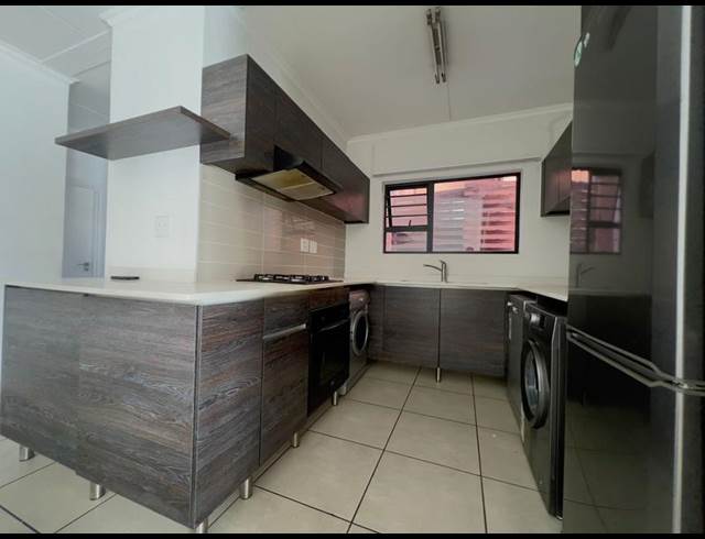 3 BEDROOM PROPERTY TO RENT IN OLIVEDALE