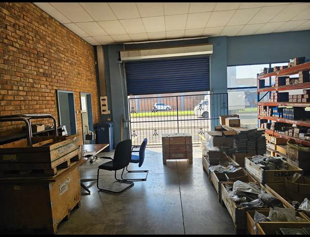 620M² WAREHOUSE TO LET IN NEW ERA