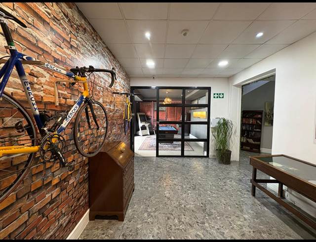 17M² SERVICED OFFICE TO LET IN BARBEQUE DOWNS
