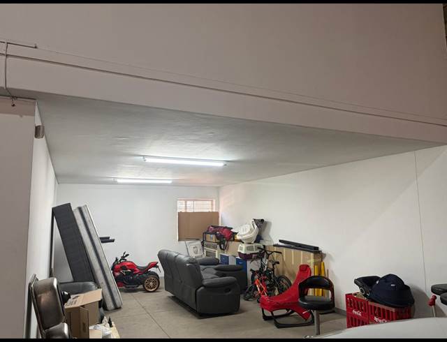 1,065M² MINI FACTORY TO LET IN CITY DEEP