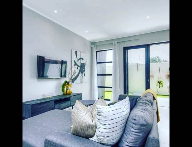 2 BEDROOM PROPERTY TO RENT IN HOUGHTON