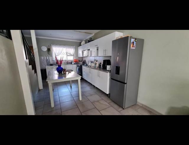 3 BEDROOM PROPERTY TO RENT IN STRUBENVALE