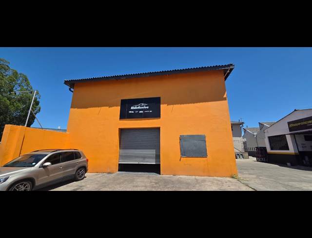 200M² WAREHOUSE TO LET IN PAARL CENTRAL