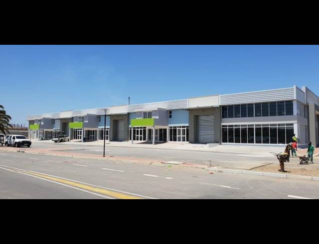 1,000M² SHOWROOM TO LET IN KILLARNEY GARDENS