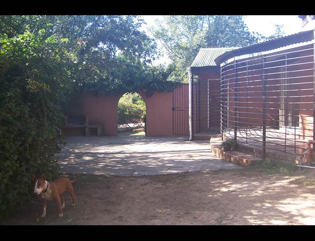 2 bed property to rent in NIETGEDACHT 535-JQ