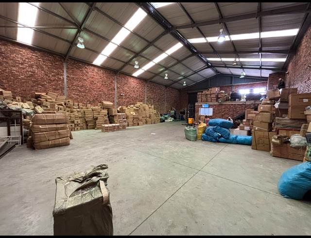 412M² WAREHOUSE TO LET IN BARTLETT