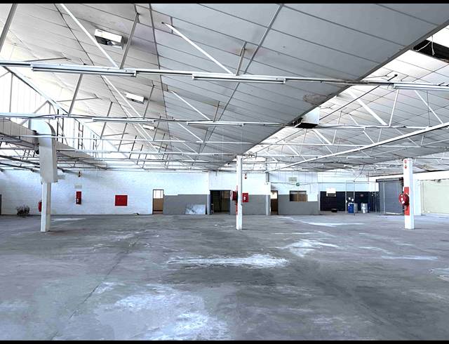 2,785M² WAREHOUSE TO LET IN PAROW INDUSTRIAL