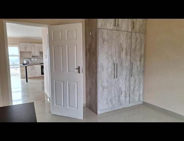 2 BEDROOM PROPERTY TO RENT IN UMKOMAAS