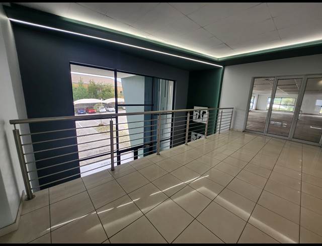 586M² OFFICE TO LET IN HALFWAY GARDENS