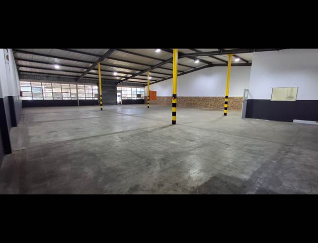 507M² BUILDING TO LET IN BOKSBURG EAST