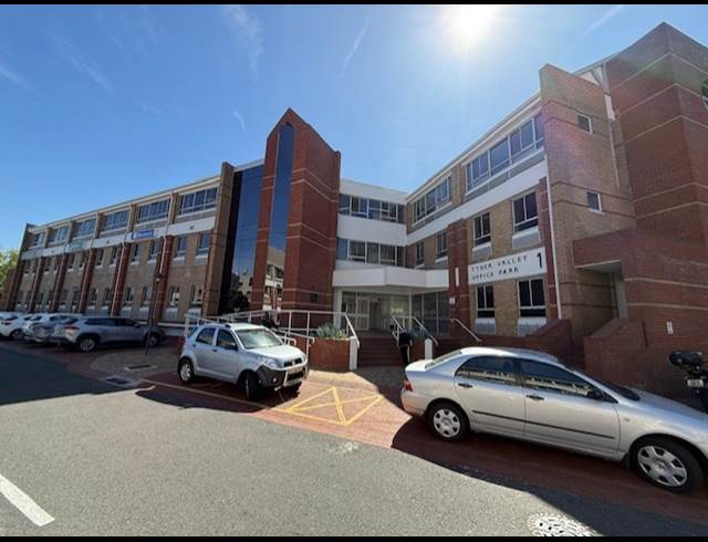 807.60M² OFFICE TO LET IN TYGER VALLEY