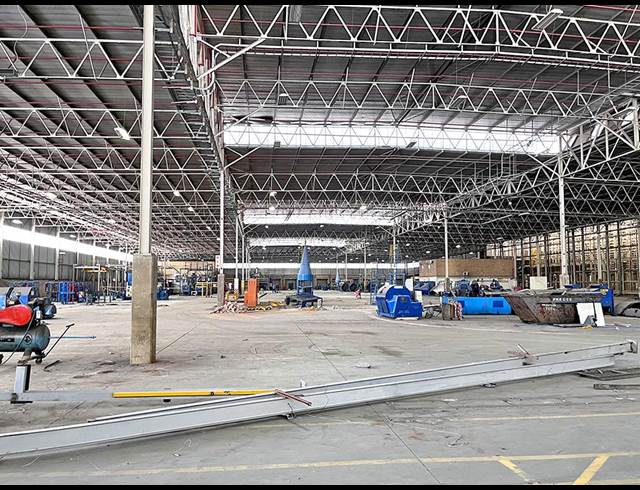 52,400M² WAREHOUSE TO LET IN ELANDSFONTEIN