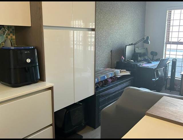 2 BEDROOM PROPERTY TO RENT IN DURBANVILLE CENTRAL