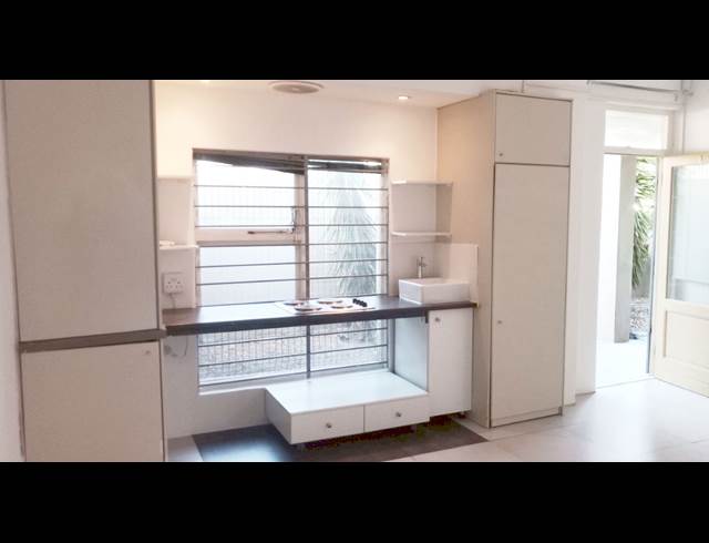 1 bed property to rent in WOODSTOCK